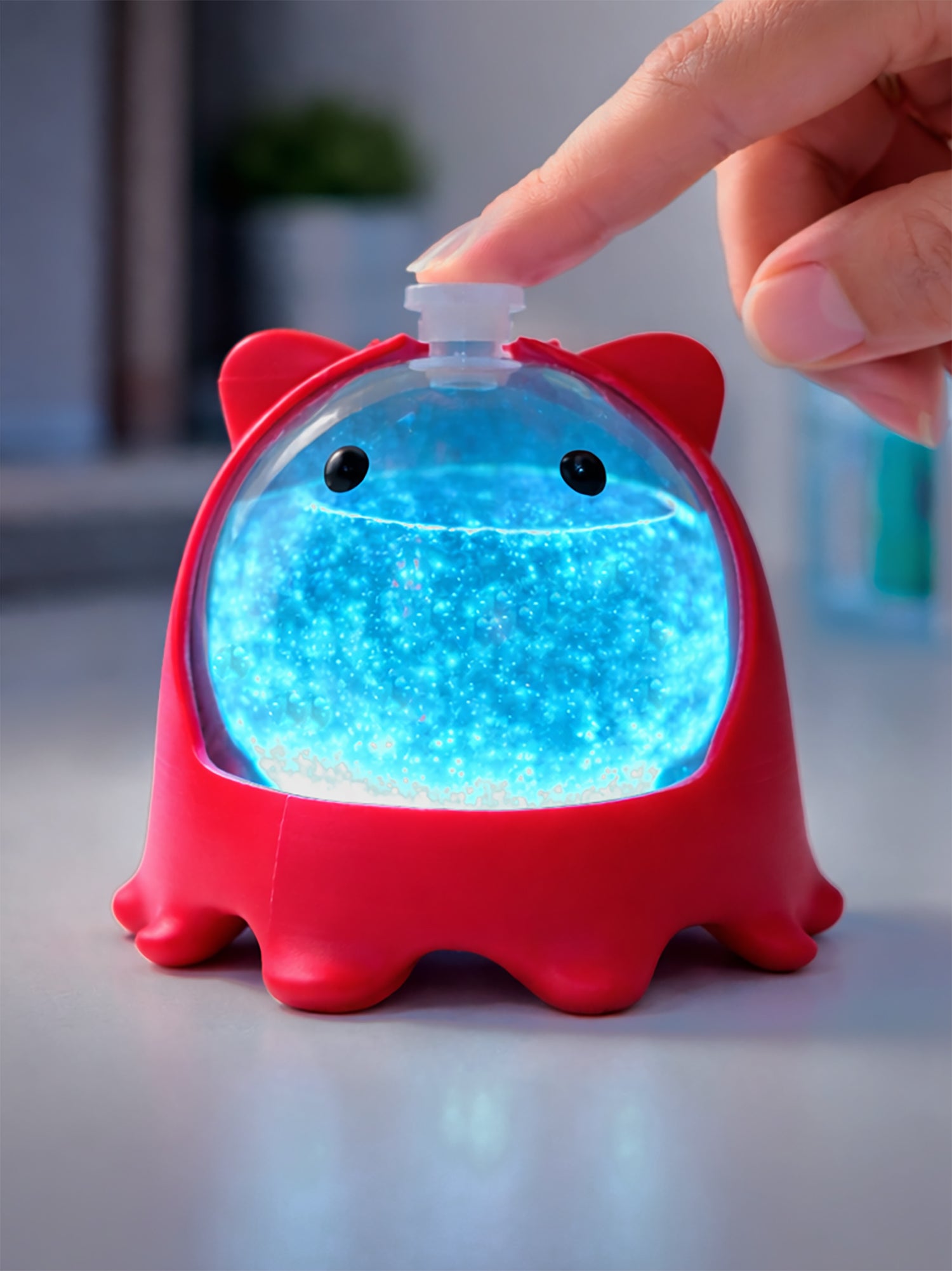 PyroPet - Your Living Bioluminescent Ocean Pet