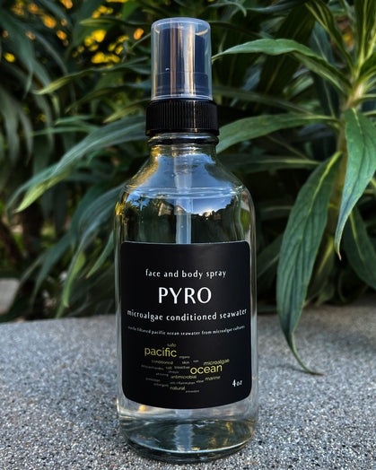 PYRO seawater spray with phytoplankton elements