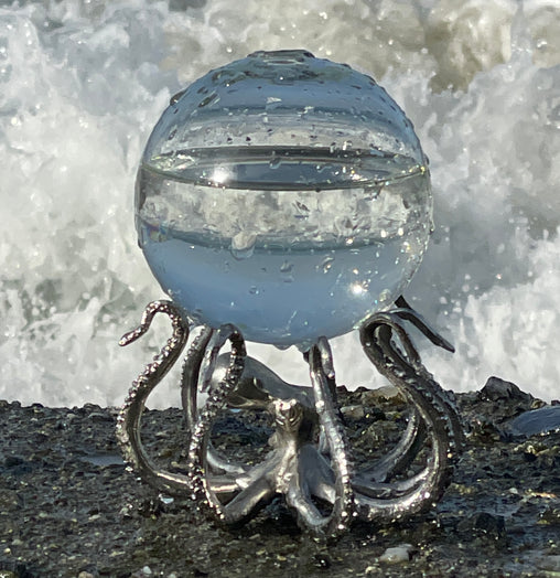 Bio-Orb with OctoStand at beach